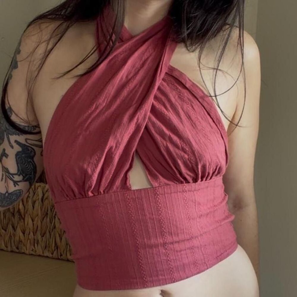 Free People Cotton Halter Crop Top Rose size 2 GUC